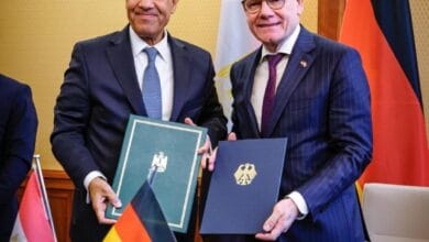 بدر عبد العاطي ويوهان فاديفول